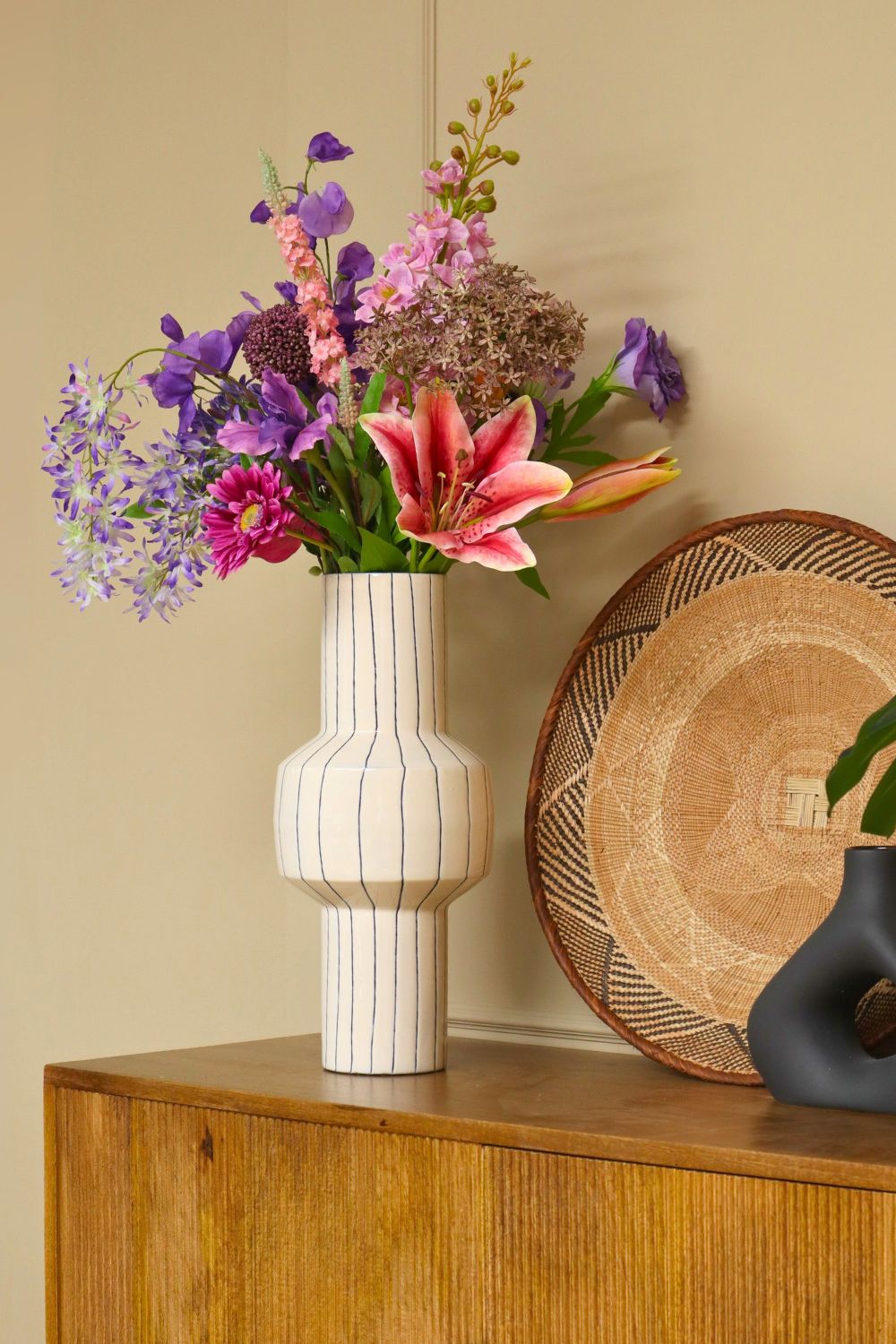 Photo d'ambiance du Bouquet Artificiel Purple Paradise