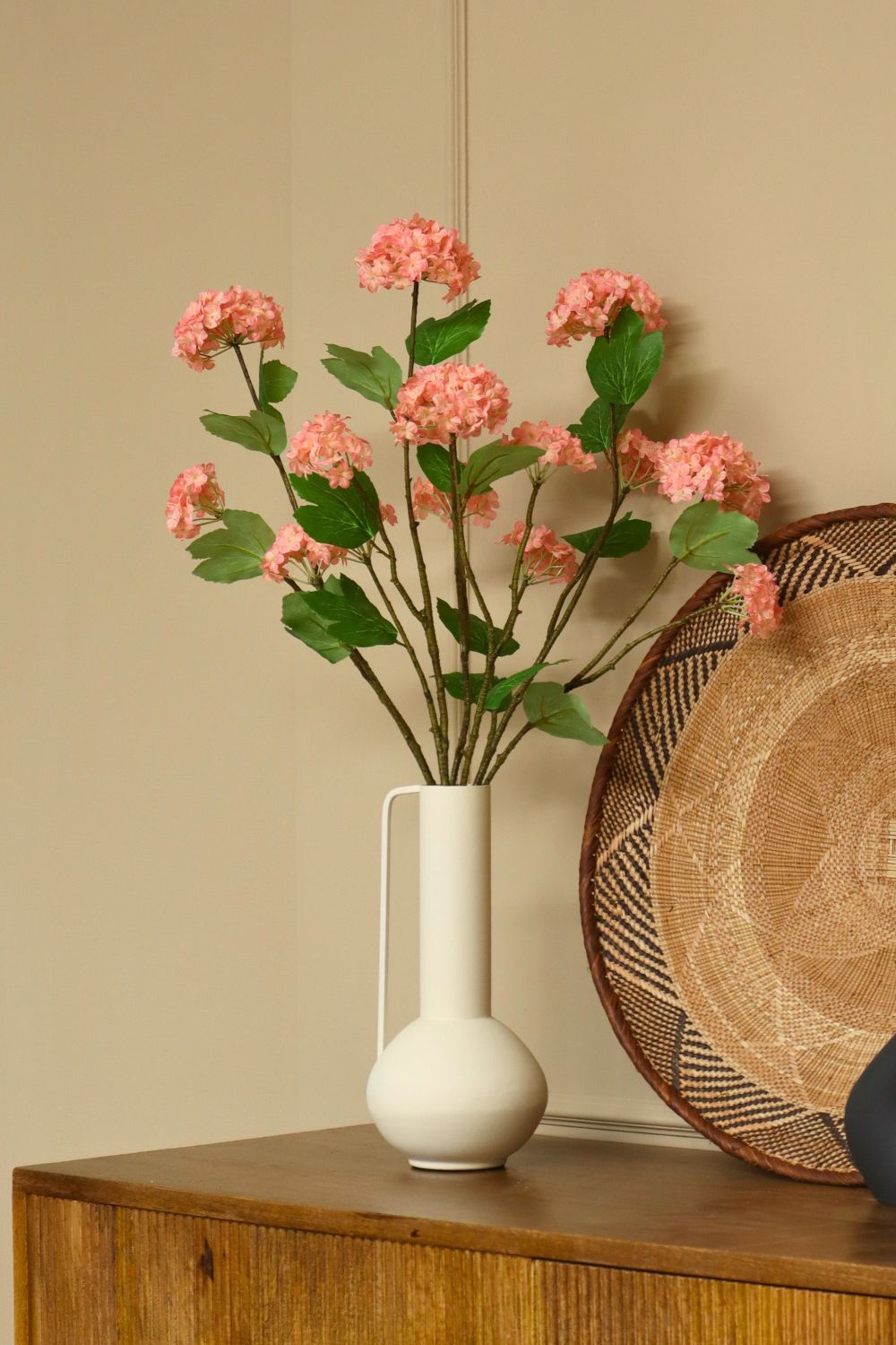 Photo d'ambiance du Bouquet Artificiel Viburnum Vibes Pink