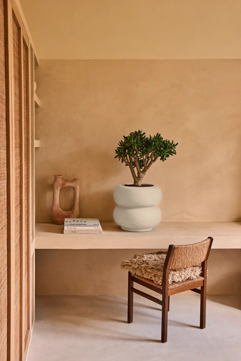 Photo d'ambiance du Pot de fleur Elho Amber Roll Low 40cm Lin Blanc