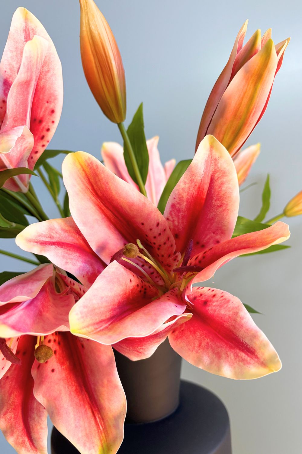 Détails du Bouquet Artificiel Tiger Lilly Treasure