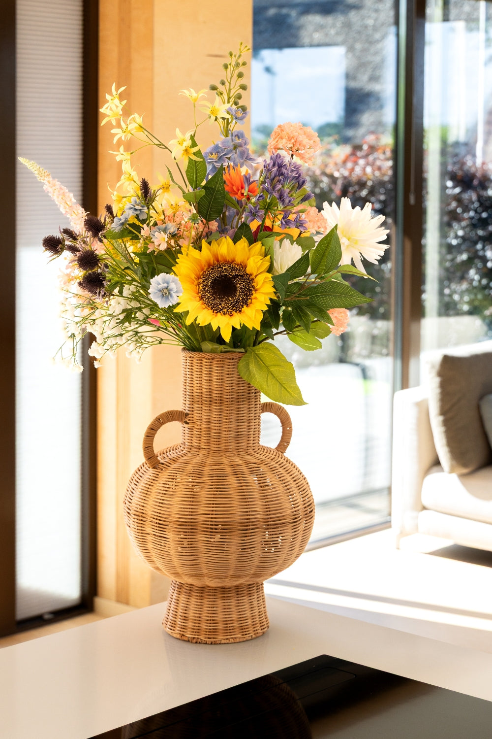 Photo d'ambiance du Bouquet Artificiel Wild Whispers