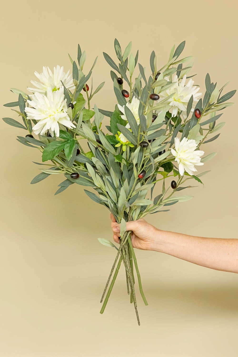 Bouquet Artificiel Olive Oasis en main