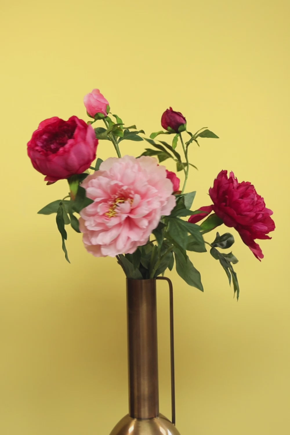 Vidéo du Bouquet Artificiel Only Peony